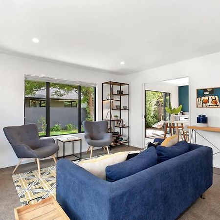 Modern Merivale Village Apartment with Garden Christchurch Exterior foto